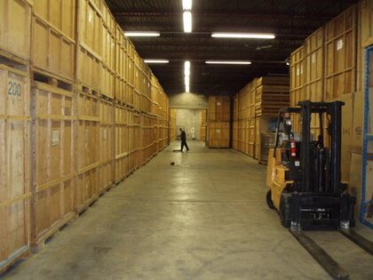 Bird's Moving Warehouse